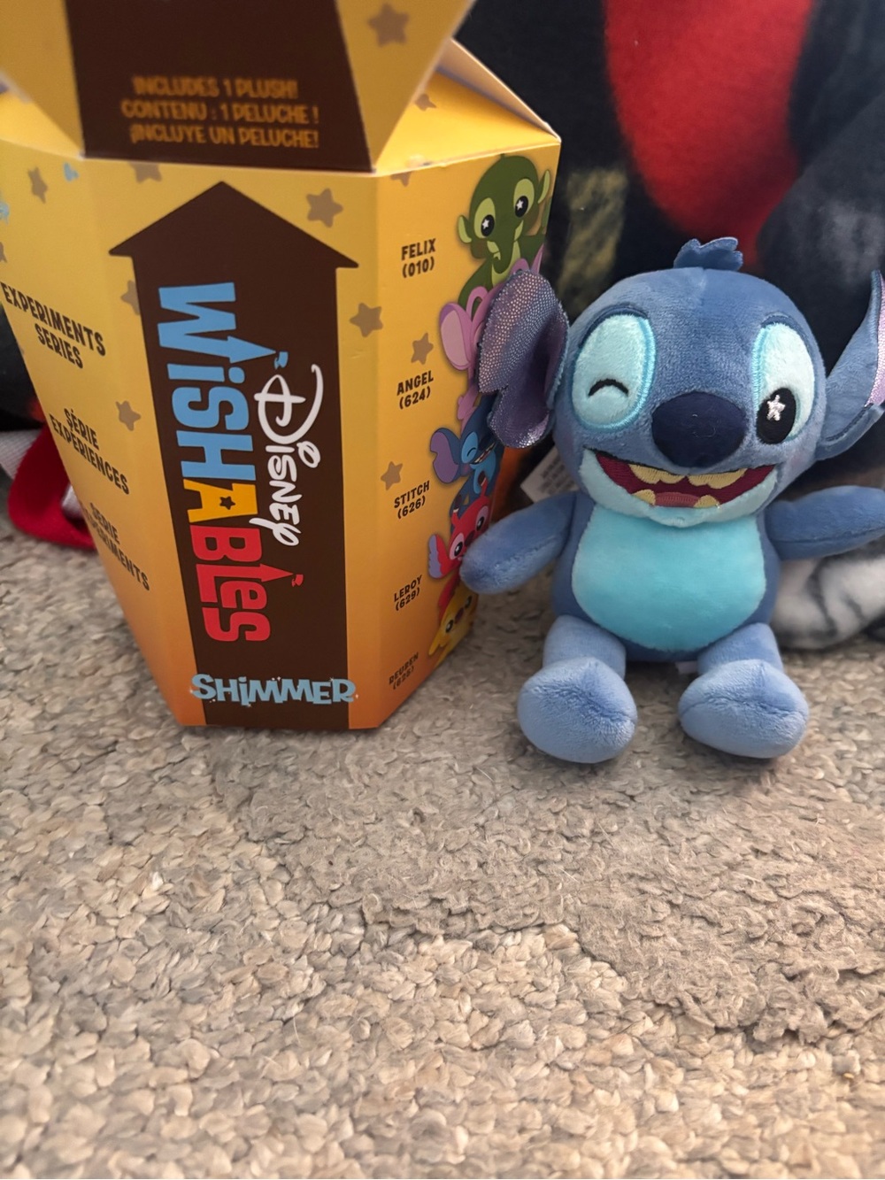 Disney Stitch Wishables shimmer Plush - Blue